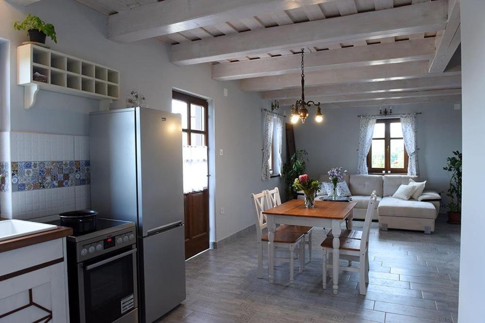 Casa Beata Villa Lesencetomaj Buitenkant foto